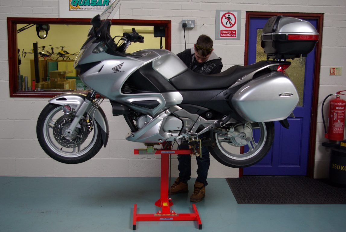 Original Red - Bike Lift for Retros, Classic & Trial Bikes